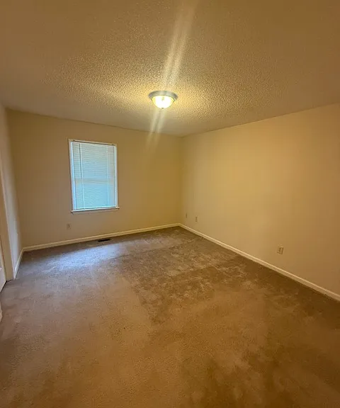 536 Lincoln Ave #536 — Photo 5