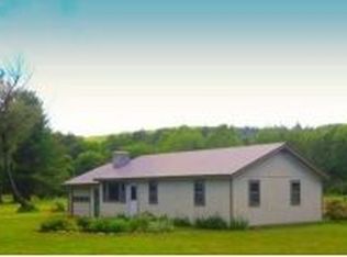 27 Loop Rd #TOWNHOUSE 76, Newfane, VT 05345