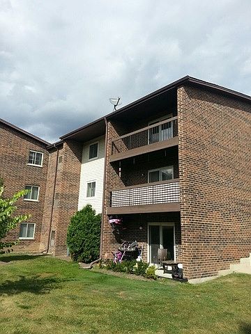 1st image of 630 Perrie Dr APT 304