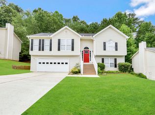 255 Foster Trace Dr, Lawrenceville, GA 30043