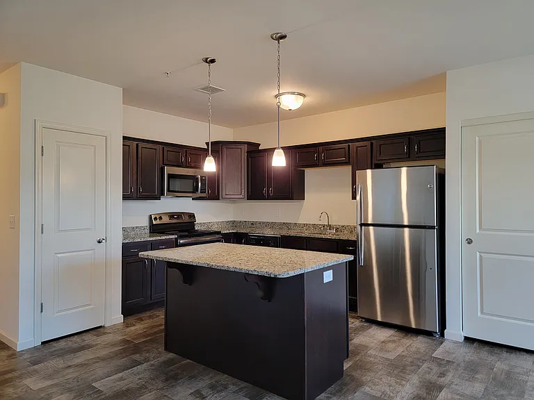 Holly Tree Apartments — Photo 42
