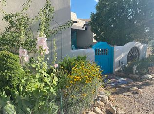 8 Pinon Ln, Placitas, NM 87043