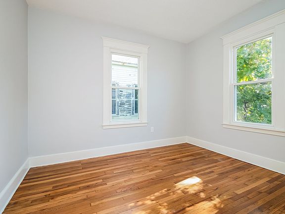 5th image of 155 Foster St #93ef44805