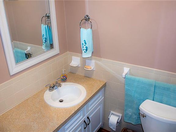 3rd image of 1859 Shore Dr S APT 207