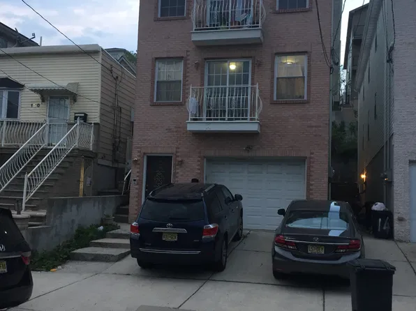 148 Terrace Ave Floor 1, Jersey City, NJ 07307