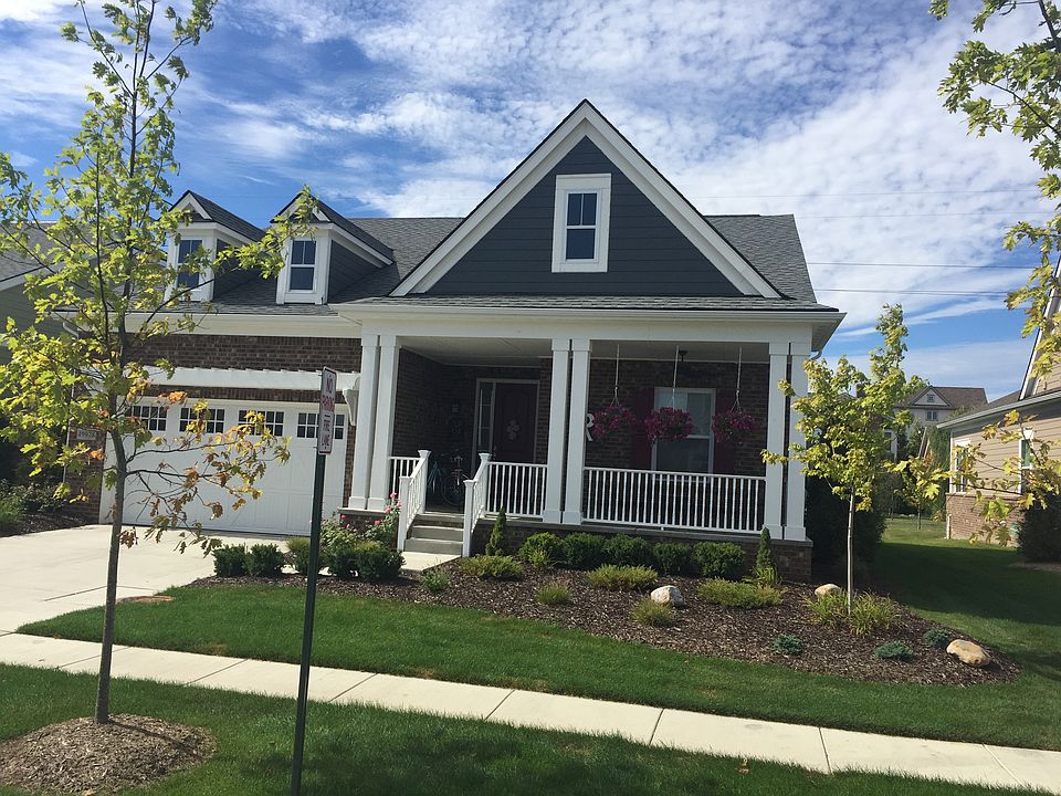 2nd image of 49978 Harding St #17