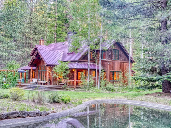 26363 SW Tamarack Ln, Camp Sherman, OR 97730