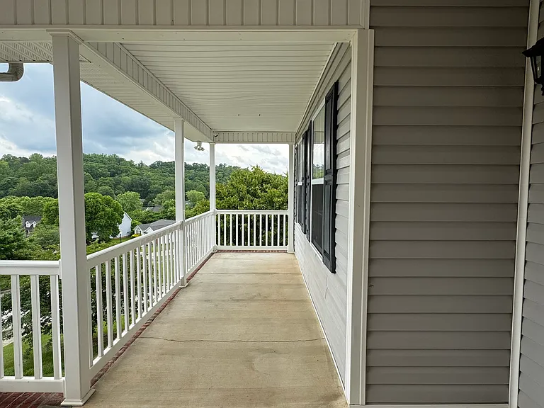 5685 Hyacinth Ln — Photo 4