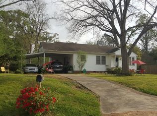 119 Mount Carmel Dr, Natchez, MS 39120