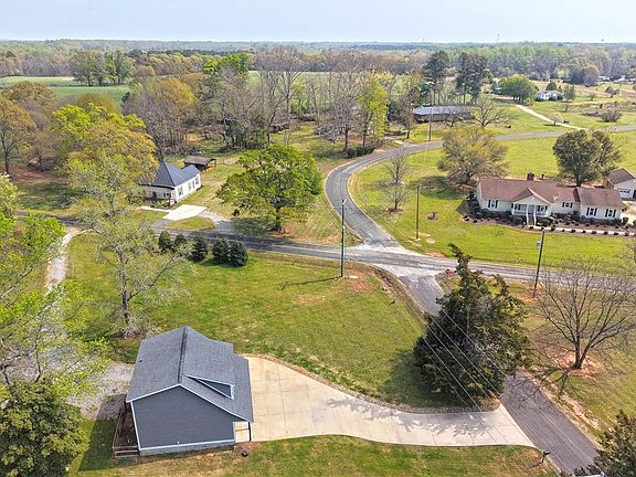 5th image of 606 Lamar Mitchell Rd