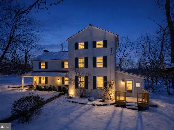 3026 Stump Hall Rd, Collegeville, PA 19426