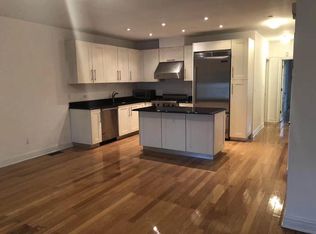 12041 5th Ave, Flushing, NY 11356