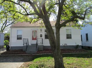 4440 Saint Leo Ln, Saint Ann, MO 63074