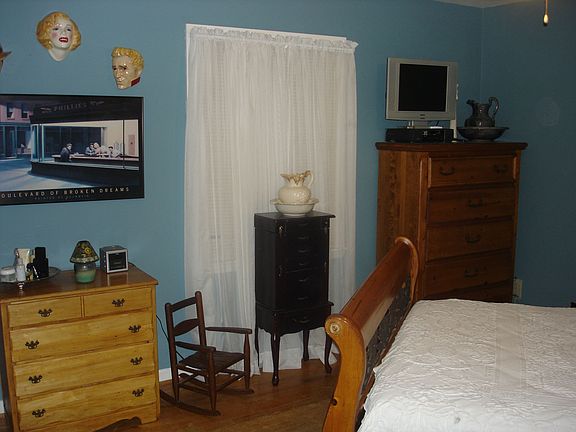 5th image of 1819 Bridle Ln