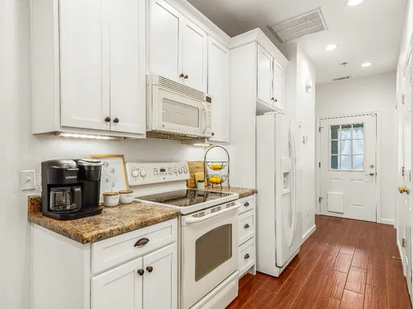 816 W Highway 12, Bentonville, AR 72713