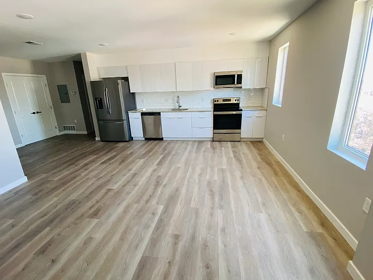 2807 S 11th St #4 — Photo 16