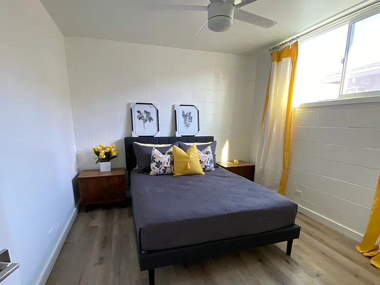 2019 Citron St #10 — Photo 2