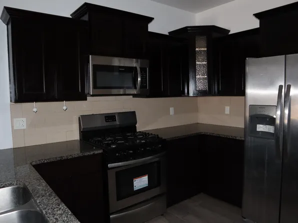 3445 Dana Grey Dr #B, El Paso, TX 79938