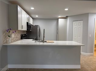 6331 Royal Woods Dr, Fort Myers, FL 33908