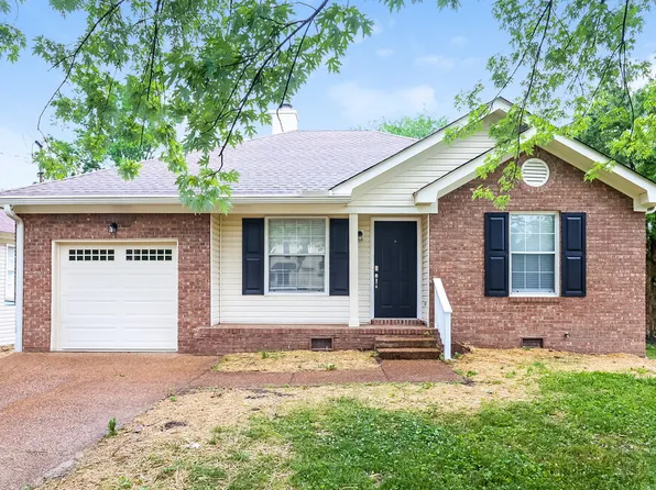 129 Agee Cir E, Hendersonville, TN 37075
