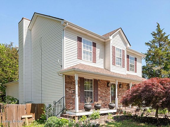 3rd image of 5213 Manor Dr