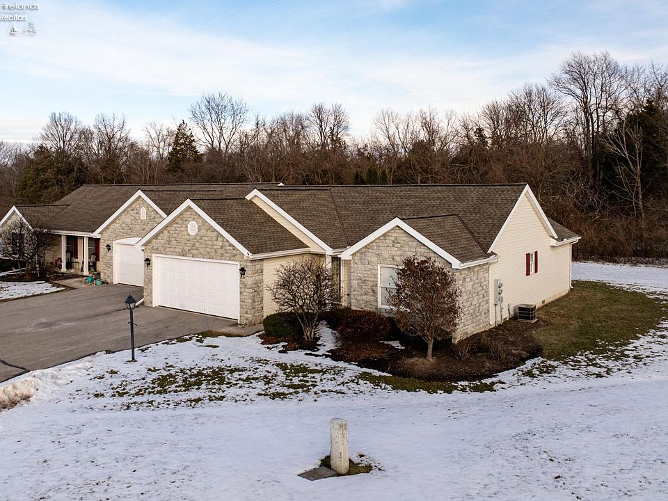 1st image of 3944 E Vineyard Village Dr