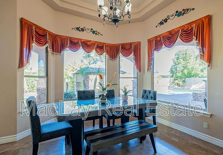 2720 E Jade Pl — Photo 24