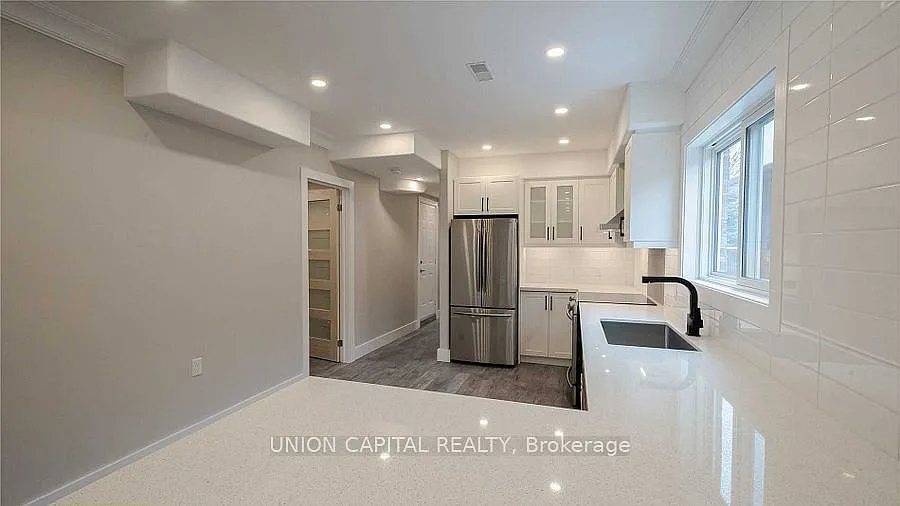 Building Photo - 37 Roughley St #BASEMENT