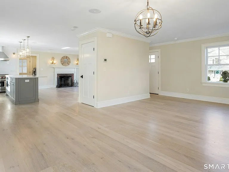 46 Cook Rd — Photo 6