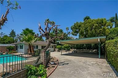 3rd image of 469 Stanford Dr