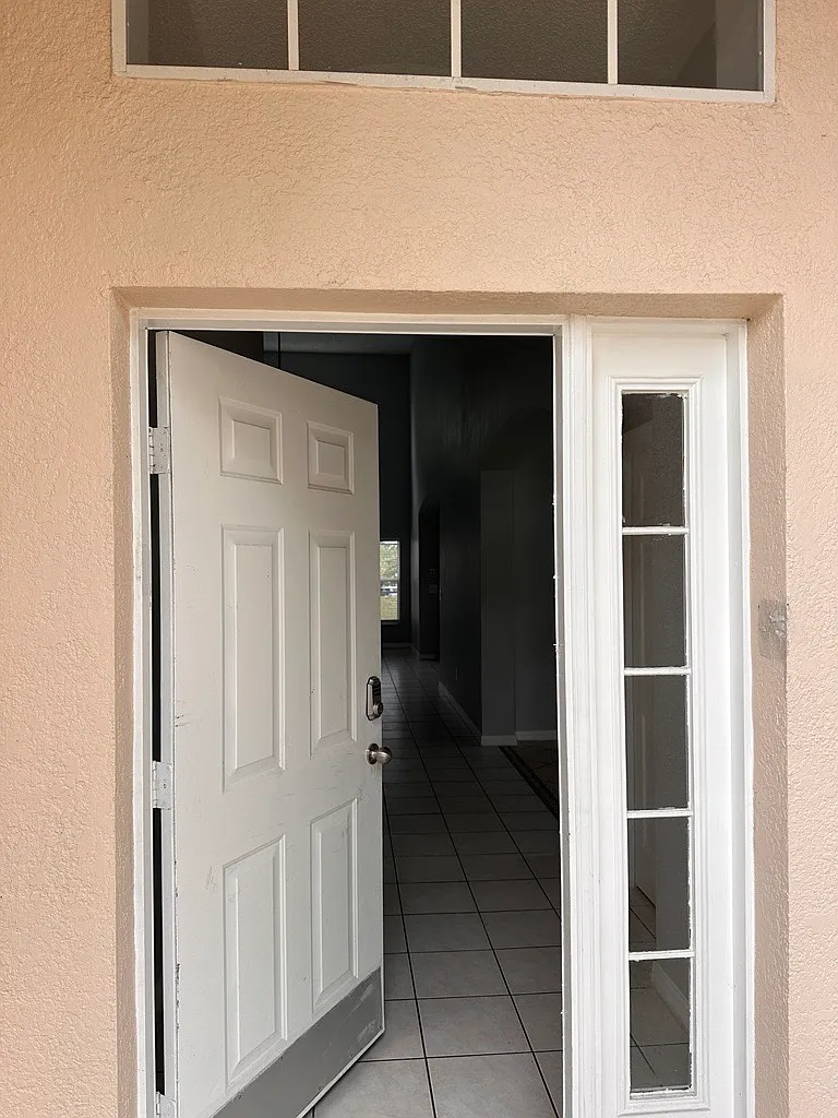 8515 Palm Harbour Dr — Photo 3