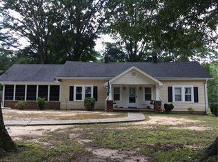 1035 Fulp Rd, Walnut Cove, NC 27052