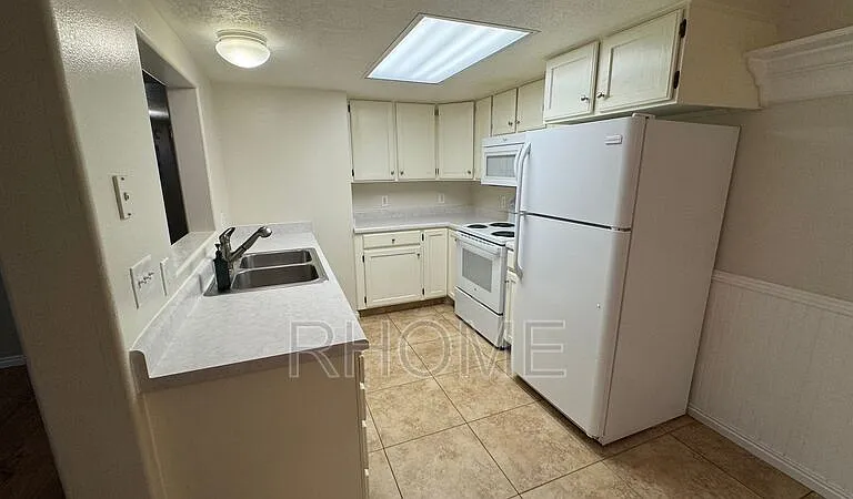 1321 W 1520 N — Photo 6