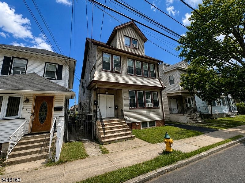 1st image of 314 Smith St