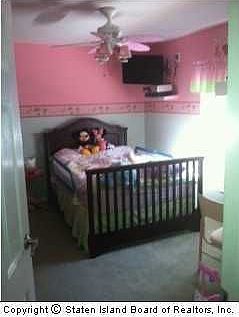 4th image of 389 Grantwood Ave