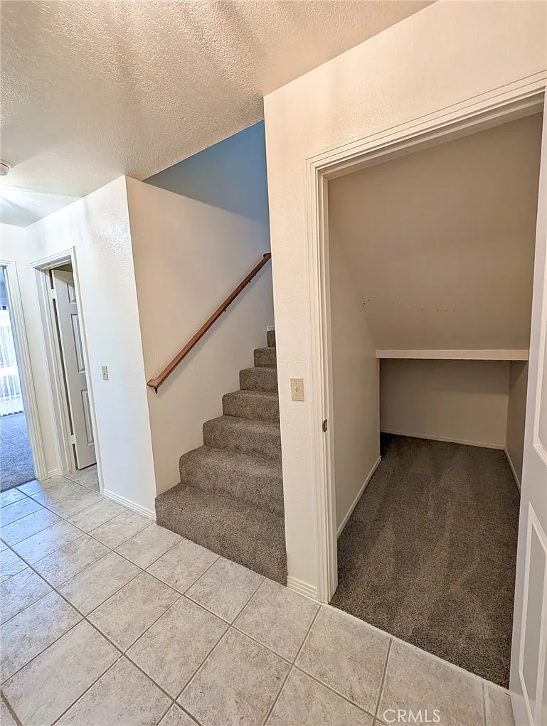 3 bed, 1488 sqft, $3,400 — Photo 3