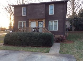 2886 Mountcrest Cir NW, Concord, NC 28027