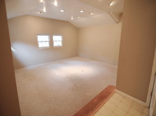 560 Colebrook Dr, Saint Louis, MO
