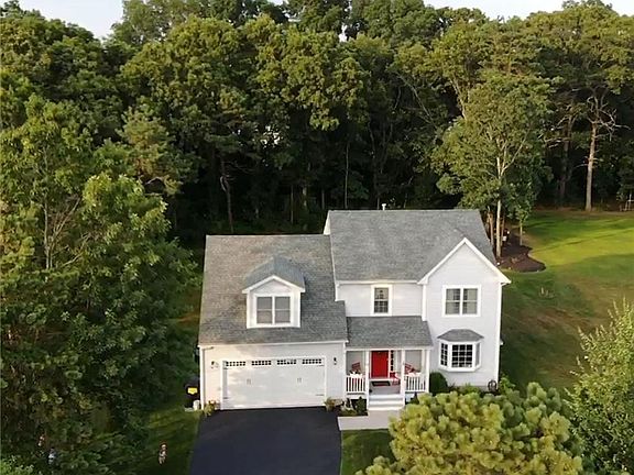 2nd image of 39 Austin Meadows Ln