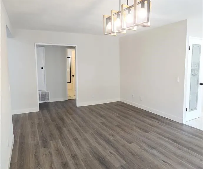 10160 Medallion Pl — Photo 7