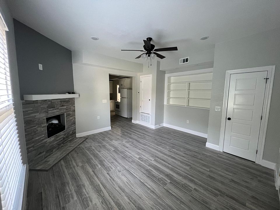 1st image of 1316 College Ave #102