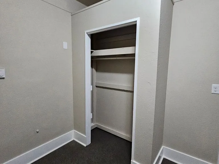 Robinson Heights — Photo 22