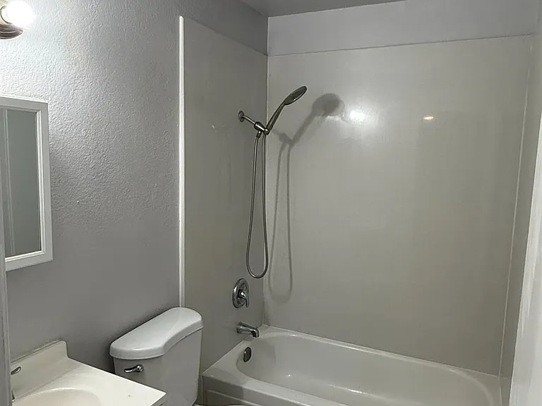 724 Northfield Dr #A — Photo 5