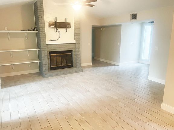 5th image of 203 Longleaf Ct
