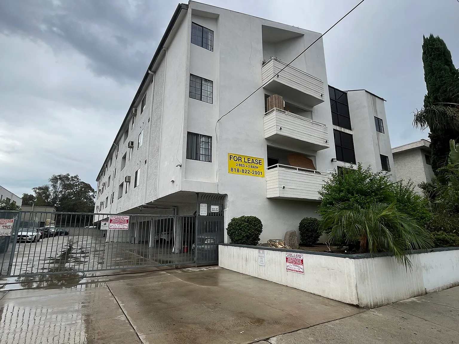 2 bed, 1200 sqft, $2,295 — Photo 1