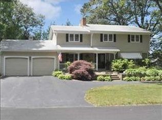 97 Landmark Rd, Warwick, RI 02886