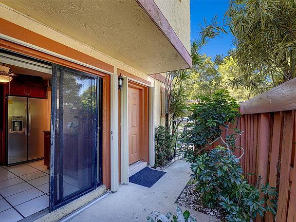 4th image of 4048 Sierra Terrace