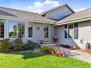 28941 Golden CIRCLE, Waterford, WI 53185