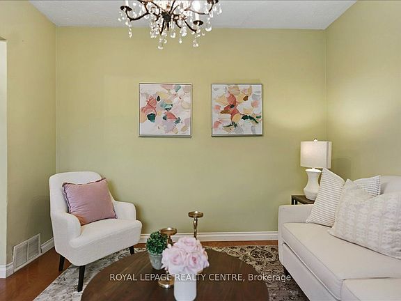 4th image of 115 Priscilla Ave