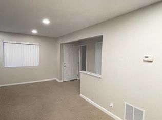 1061 Mohr Ln, Concord, CA 94518